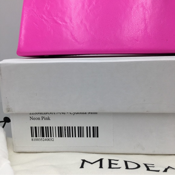Medea Cydonia Mini Handbag Neon Pink - Picture 14 of 16